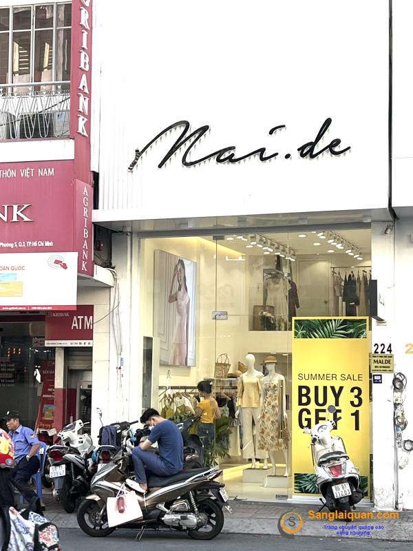 Sang nhượng shop thời trang nằm mặt tiền đường Võ Văn Tần, phường 5, quận 3.