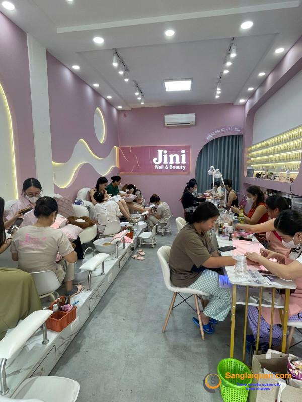 Sang nhượng spa