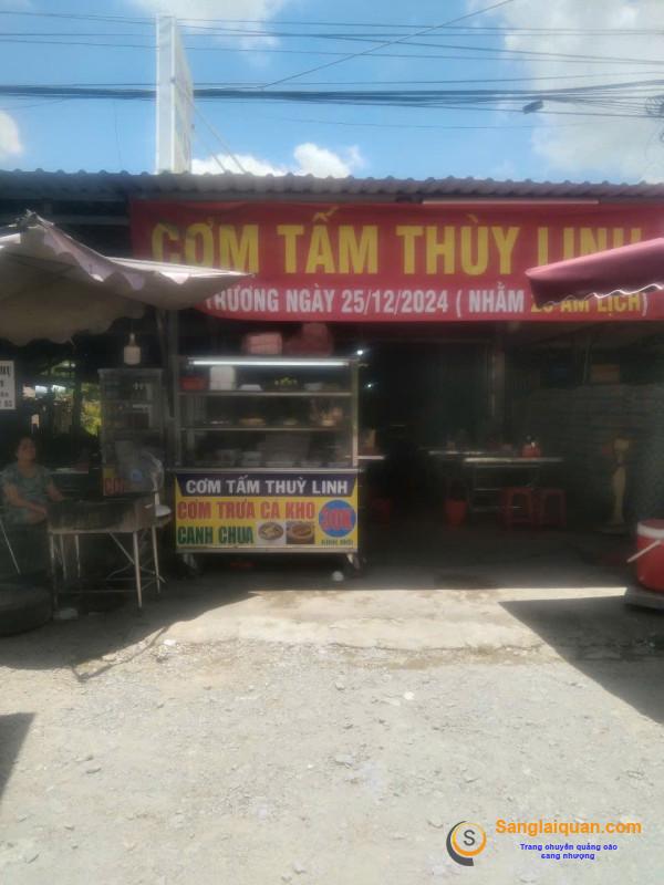 Sang quán cơm
