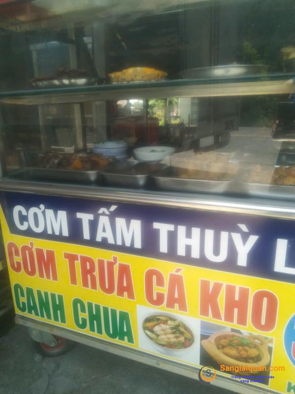Sang quán cơm