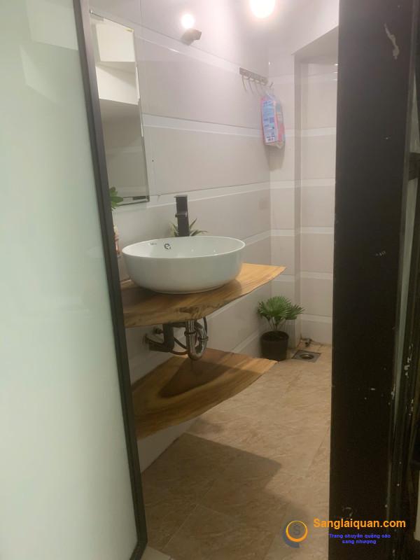 Sang tiệm tóc - nail