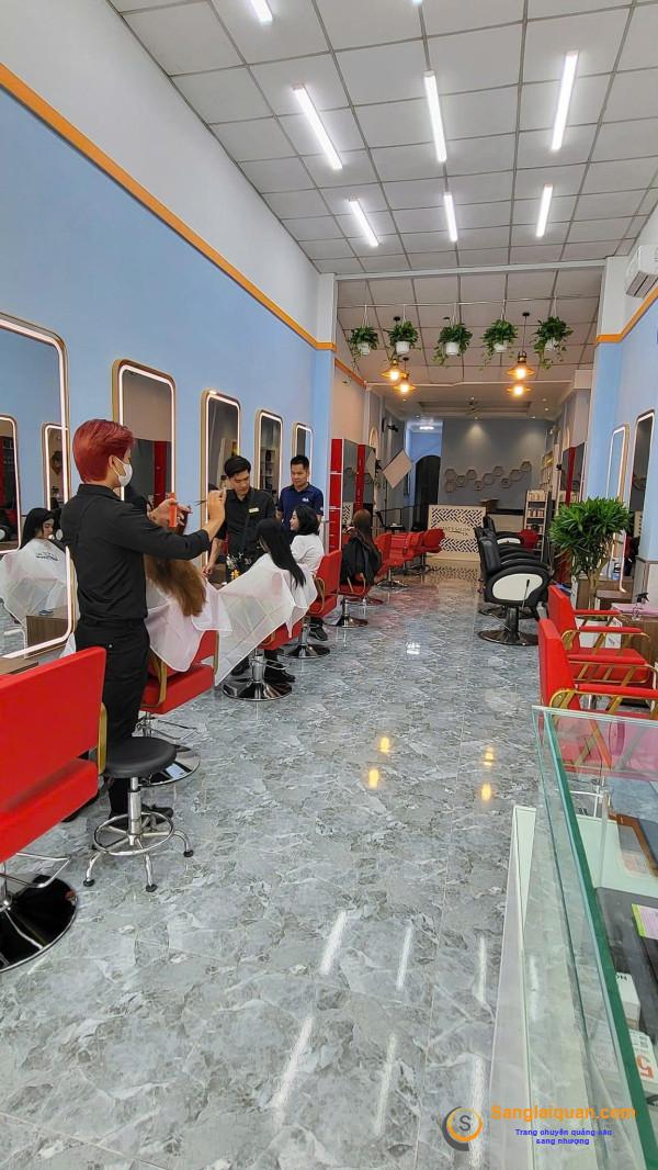 Sang tiệm tóc - nail