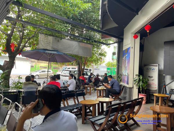 Sang quán cafe